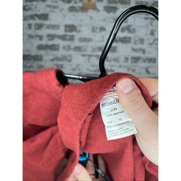 Woolrich | women 100% cotton red button down ruby heather - Picture 4 of 9